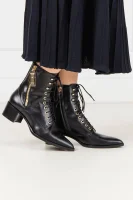 usnjeni škornji Elisabetta Franchi 	črna	