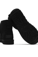 Usnjeni zimski čevlji W Classic Mini II UGG 	črna	