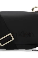 naramna torba pop small Calvin Klein 	črna	