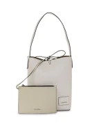 nakupovalna torba + torbica za okoli pasu Calvin Klein 	smetanasta	