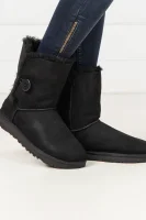 Usnjeni zimski čevlji W Bailey Button II | z dodatkom volne UGG 	črna	