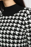 pulover salmy | regular fit HUGO 	črna	
