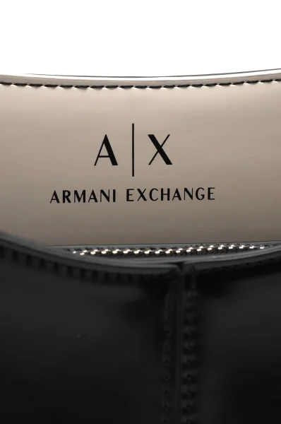 Naramna torba Armani Exchange 	črna	