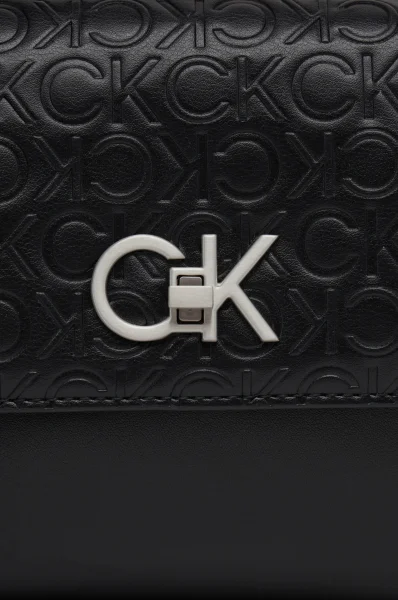 Naramna torba RE-LOCK EW CONV CROSSBODY-EMB MN Calvin Klein 	črna	
