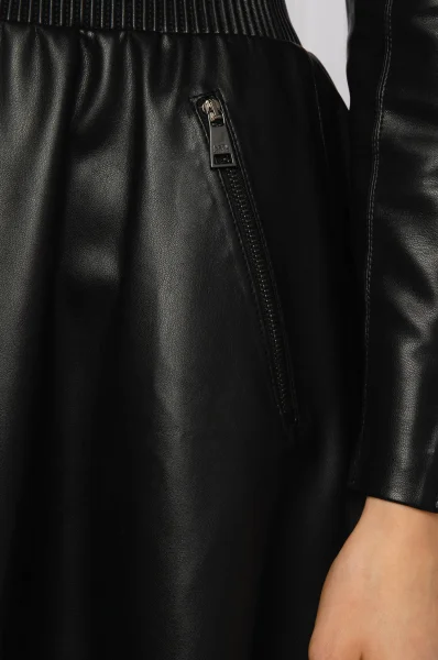 Obleka Karl Lagerfeld 	črna	