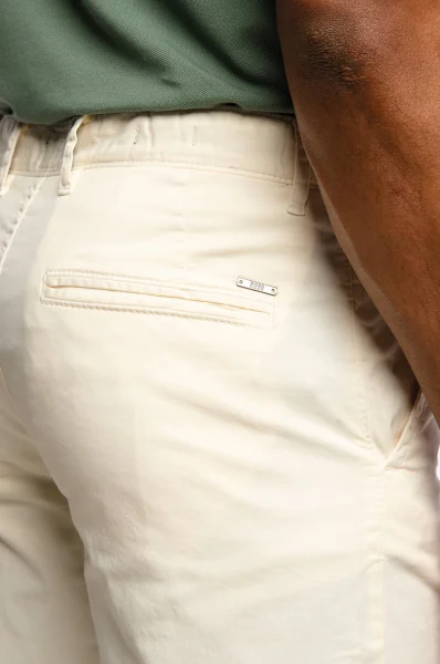 Kratke hlače chino | Slim Fit BOSS ORANGE 	smetanasta	