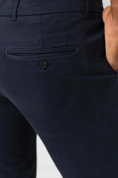 hlače chino | skinny fit | stretch Calvin Klein 	temno modra	
