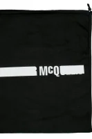 torbica za okoli pasu nerka hyper McQ Alexander McQueen 	črna	