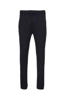 hlače trenirkaowe Armani Jeans 	črna	
