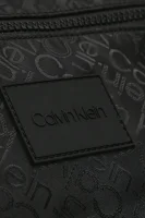 Nahrbtnik Calvin Klein 	črna	
