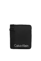 novinarka blithe Calvin Klein 	črna	